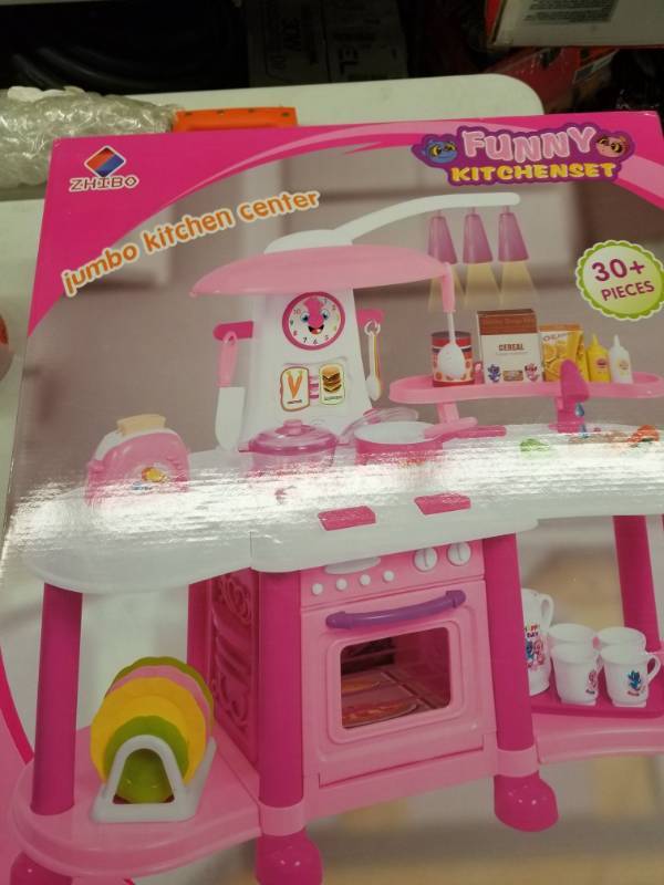 lot 16576 image: Funny Kitchen Set