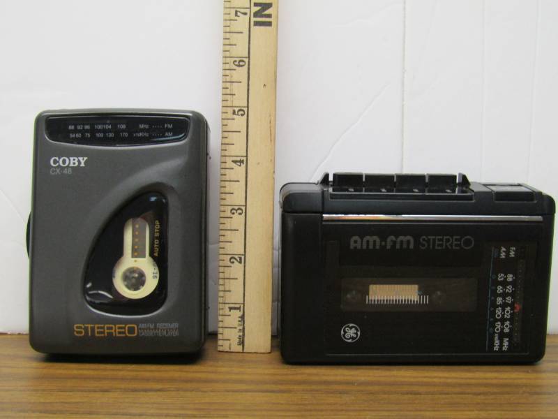 lot 5396 image: Cassette Players- Portable Walkman Style