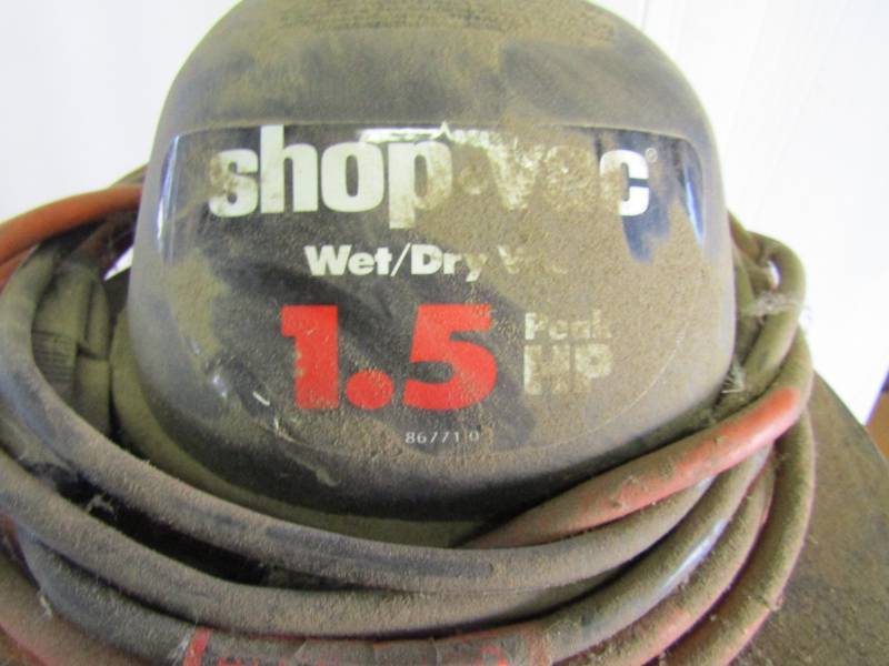 lot 5426 image: 5 Gallon 1.5 HP Shop VAC
