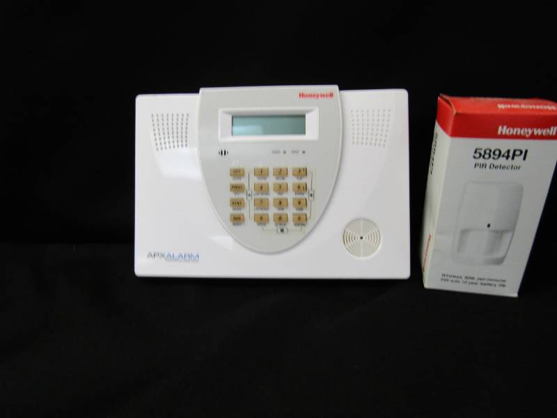 lot 5430 image: Honeywell PIR Detector and  APXAlarm-  High Dollar Stuff