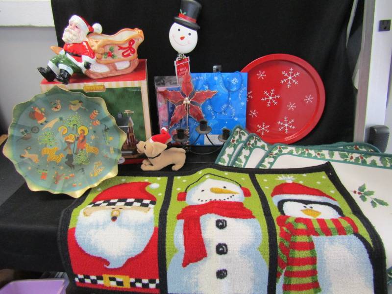 lot 5455 image: Fun Christmas Lot