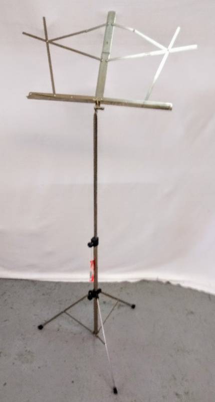 lot 5462 image: FoldablePortable Music Stand