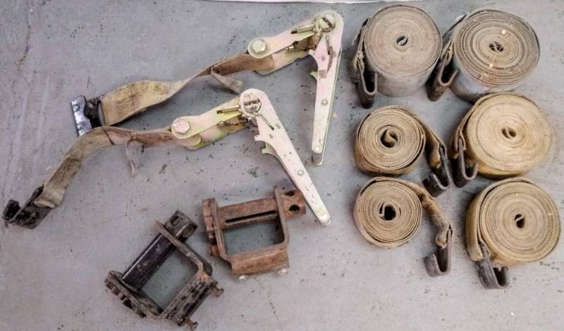 lot 3471 image: Trailer Load Straps and Binders-  Large Size