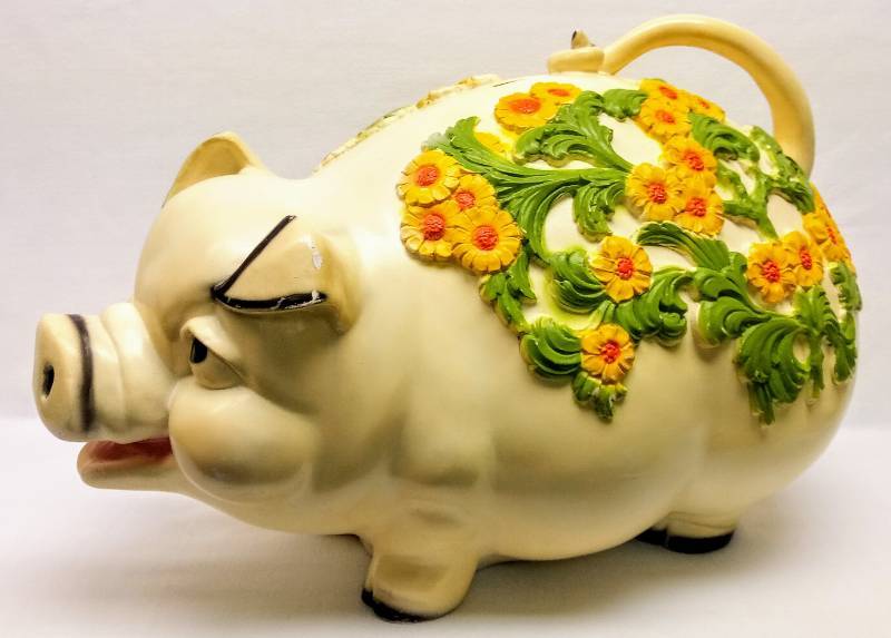 lot 5671 image: ()  LOOK 1976 Piggy Bank from Universal Statuary Corp.  Large w Beautiful Vibrant Colors