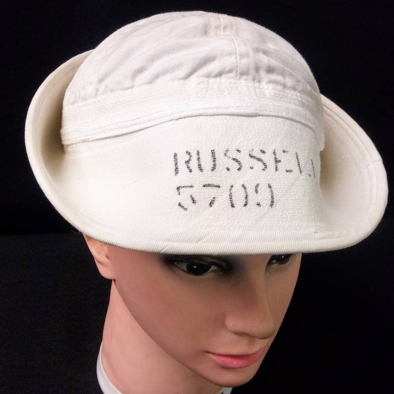 lot 5672 image: WWII Era Sailor Hat (Gob Hat)  Size 7�