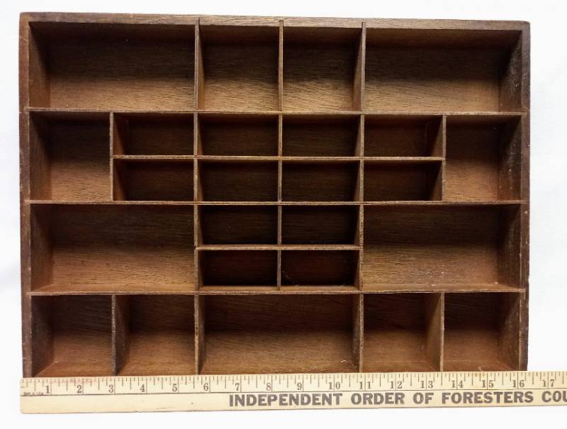 lot 5679 image: Wooden Display 28 Compartment Knick Knack Shelf  Shadow Box
