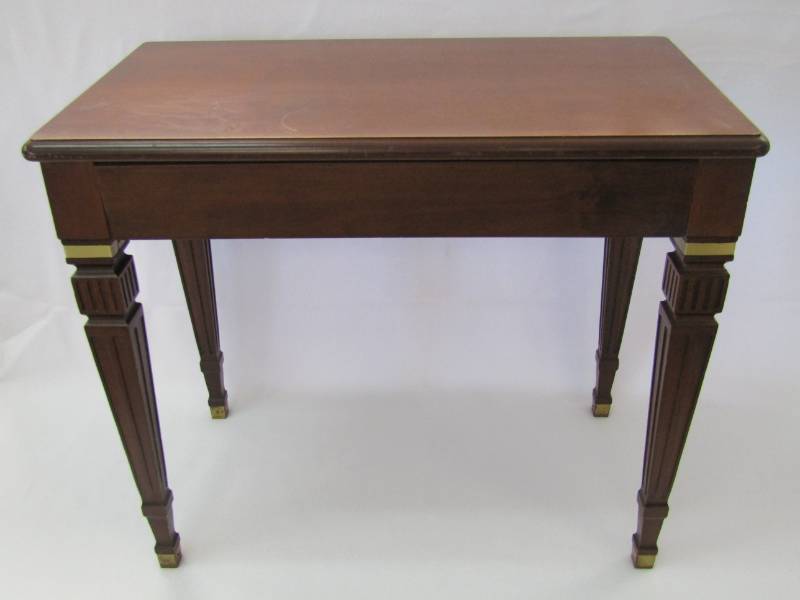 lot 5495 image: Piano Bench- Flip Lid Seat