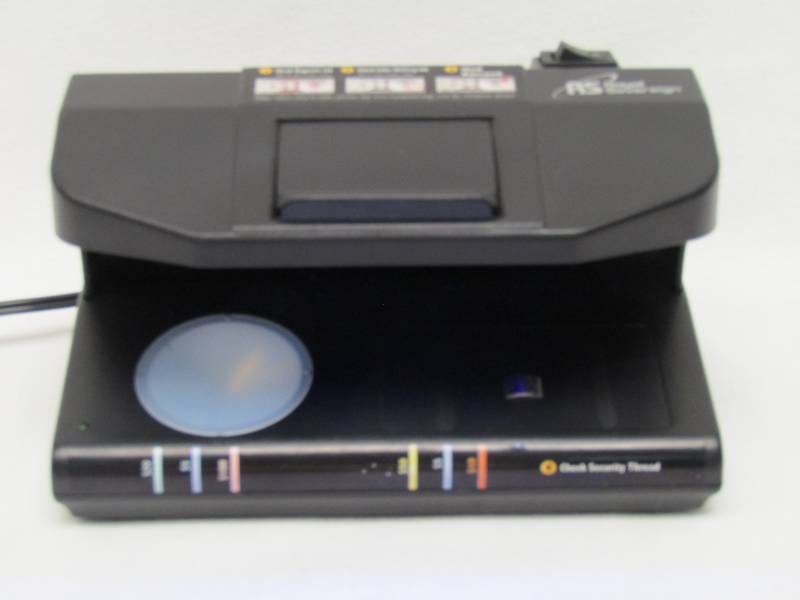 lot 5509 image: Counterfeit  Bill Detector-  Small Business MUST Have