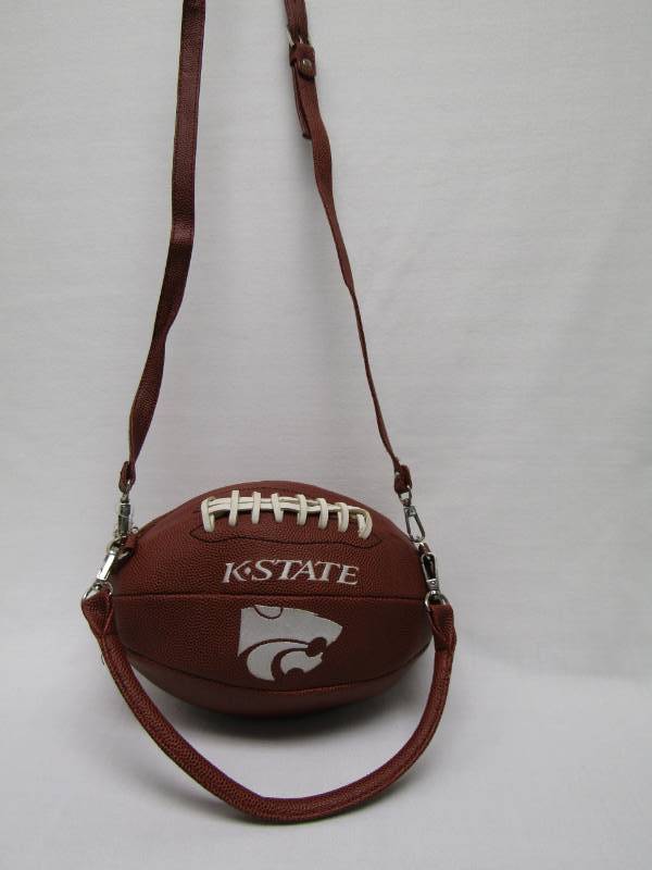 lot 5516 image: Kansas Sate Wildcat Football Purse- K-STATE