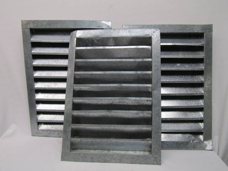 lot 5714 image: 3 Restaurant Hood Filters