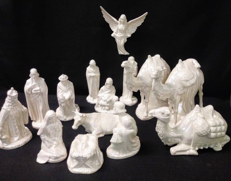 lot 5465 image: Ceramic Nativity Set