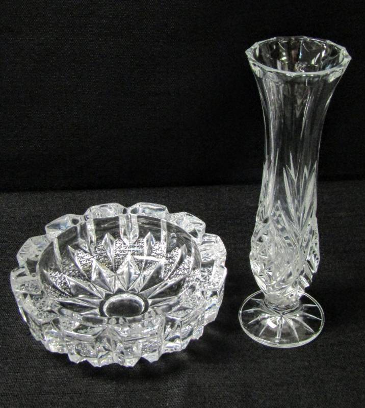 lot 5468 image: Cut Glass Vase and Bowl