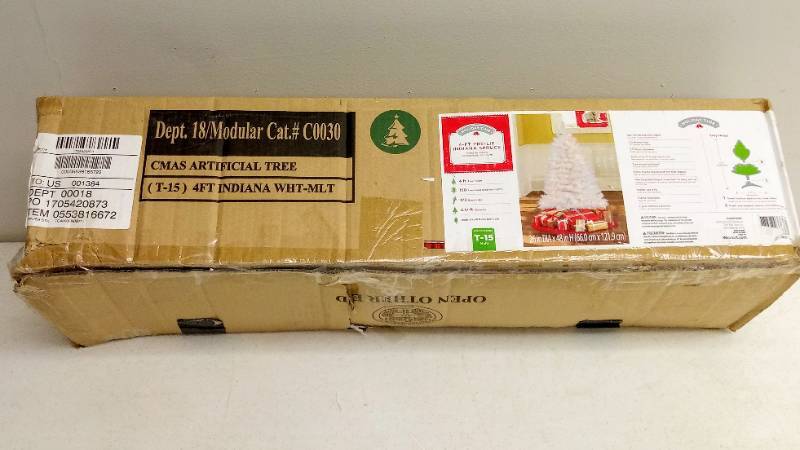 lot 5523 image: 4 White Pre-Lit Christmas Tree