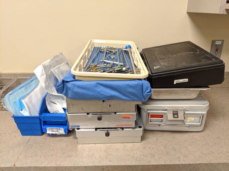 lot 5537 image: Assorted Medical Tools, Duck Bills, Blue Clips, Camera And More