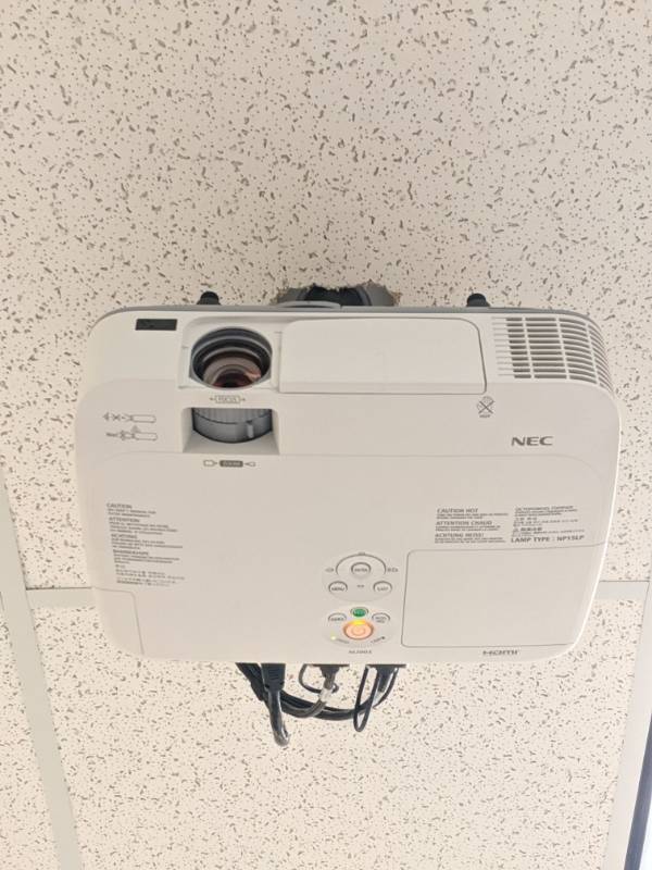 lot 3879 image: NEC Projector And Screen