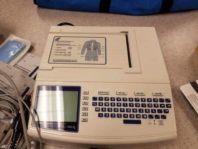 lot 3918 image: Mortara EKG Machine ELI 150 RX