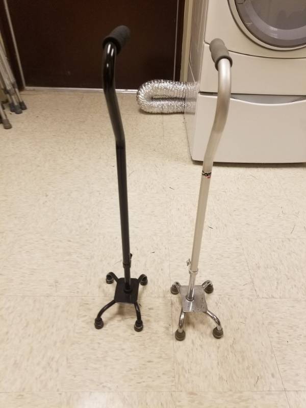 lot 3928 image: (2) Walking Canes