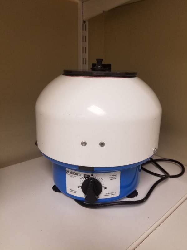 lot 3816 image: Lab Corp Centrifuge 613B