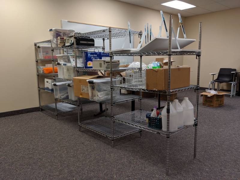 lot 1822 image: Metro Rack System With Adjustable Shelving