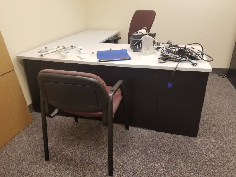 lot 2305 image: U Shaped Office Desk, 4 Tier File Cabinet, Computer Chair, Office Chair