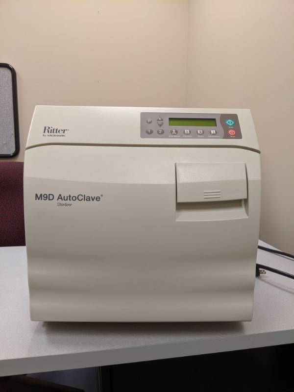 lot 2334 image: Midmark Ritter M9D AutoClave Sterilizer