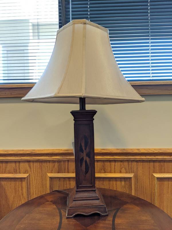 lot 1183 image: (2) Lamps