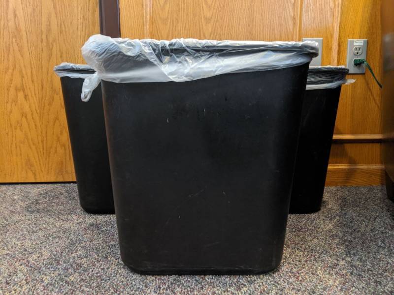 lot 1186 image: (3) Rubbermaid Trash Vans
