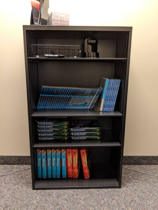 lot 1198 image: Bookshelf