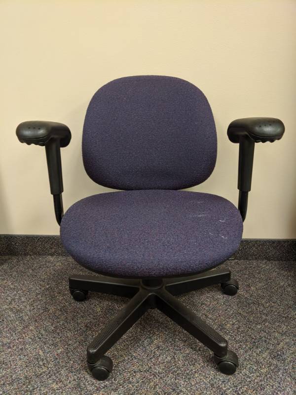 lot 1254 image: Purple Rolling Chair