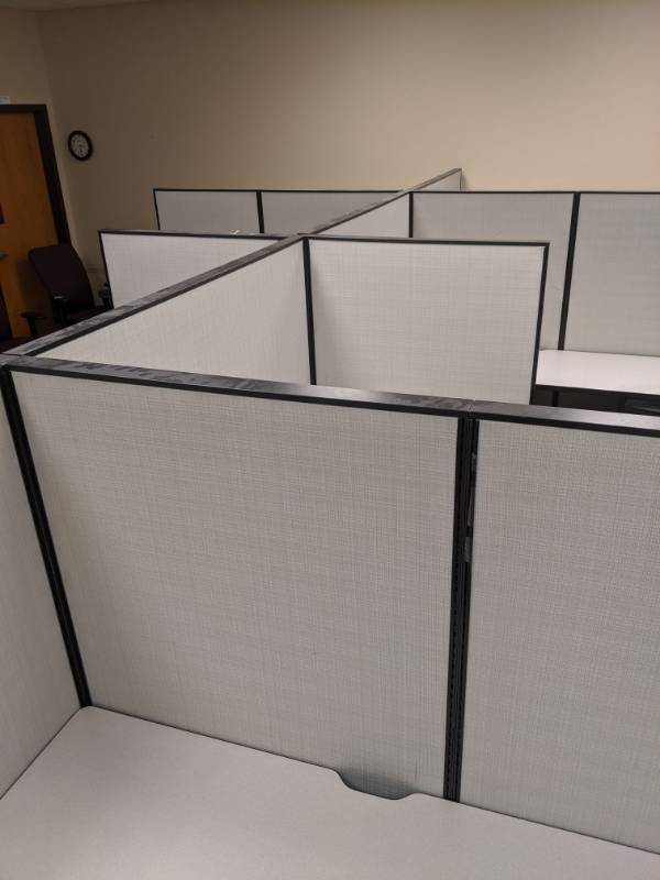 lot 1304 image: Cubicle Walls