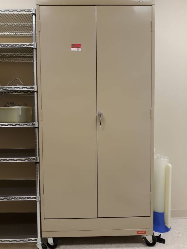 lot 6517 image: Large Aluminum Cabinet Medical Use Only