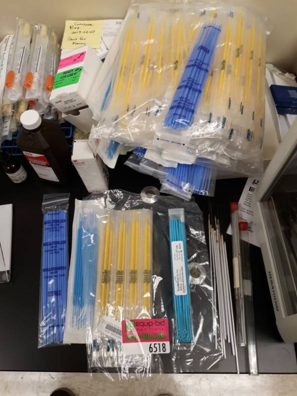 lot 6518 image: Assorted Inoculation Loops