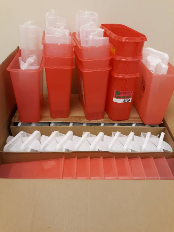 lot 6540 image: Kendall SharpStar I Biohazard Waste Baskets