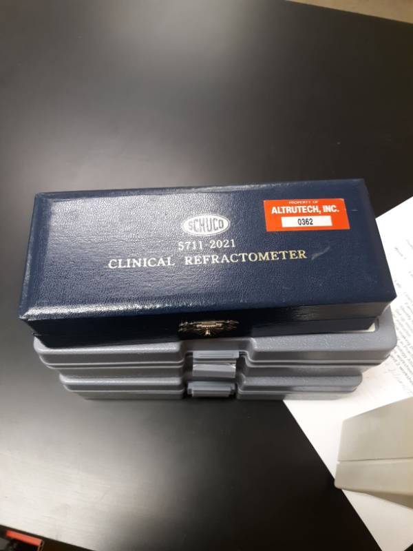 lot 6568 image: (4) Portable Refractometer from Various Manufacturers