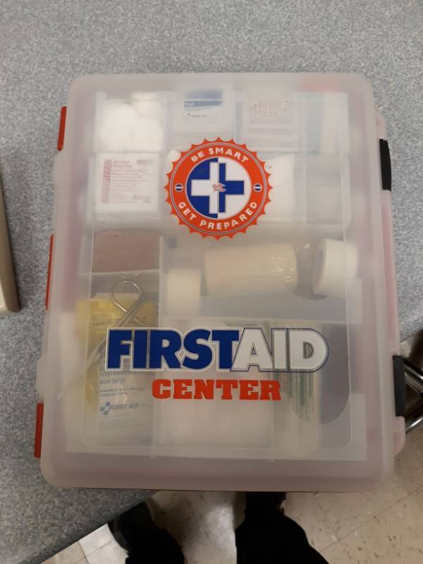 lot 6581 image: (4) First Aid Kit