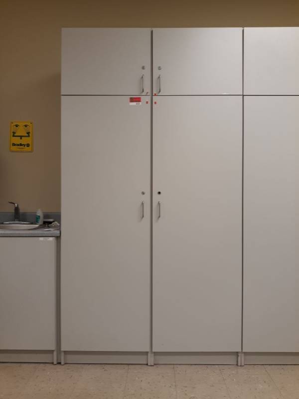 lot 6531 image: Wooden Locking Cabinet