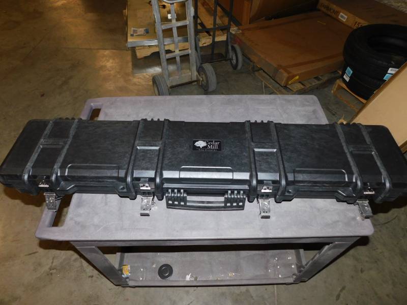 lot 1645 image: Waterproof Iron Clasp Cam Latch Pick And Pluck Cubed Foam Hard Shell Tactical Ri
