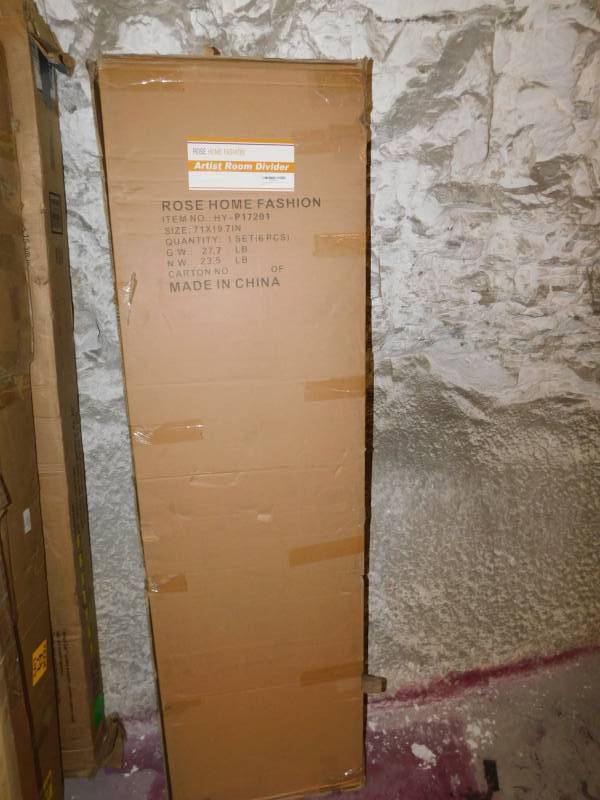 lot 1710 image: Rose Home Fashion Artist Room Divider