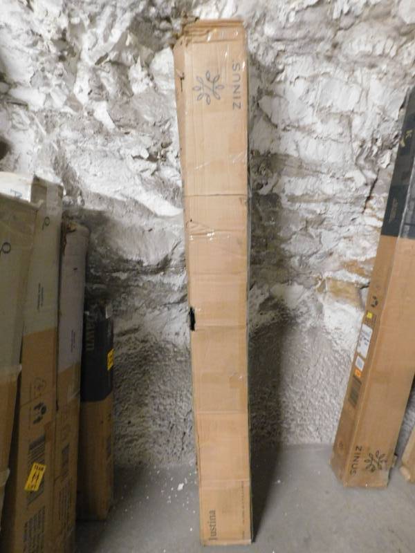 lot 1790 image: Cal King Quick Snap 4 Standing Mattress Foundation