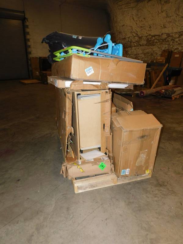 lot 1840 image: Very Large Lot of Misc Items Not Tested May Have Damage Or Incomplete Inspect