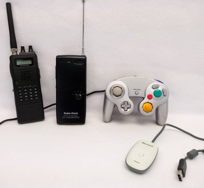 lot 5757 image: Electronics Lot