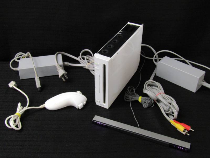 lot 5576 image: Nintendo Wii SystemConsole