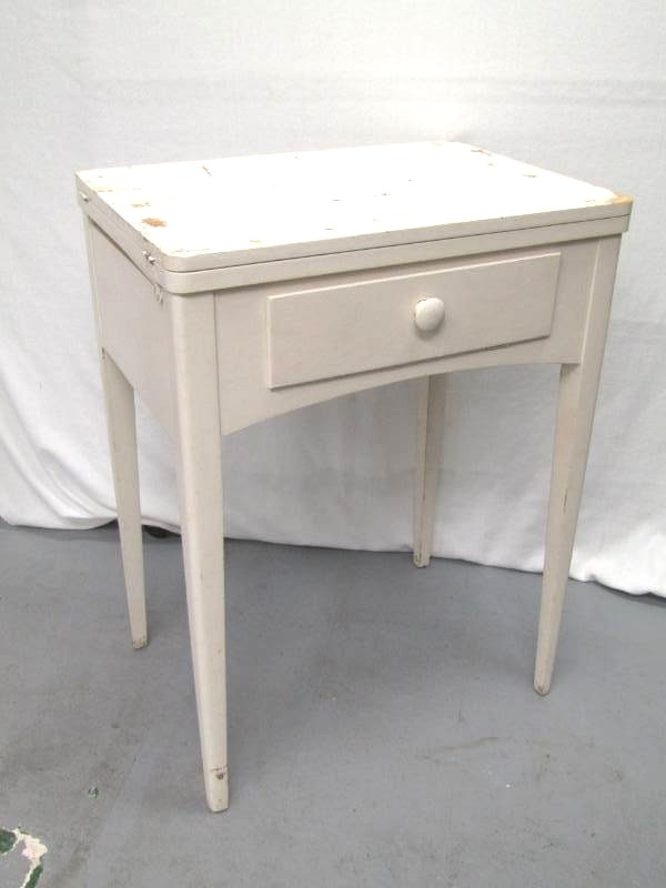 lot 5603 image: Chippy  Sewing Machine Table