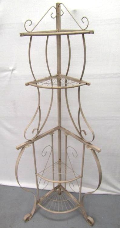 lot 5608 image: Metal Plant Stand- Ornate