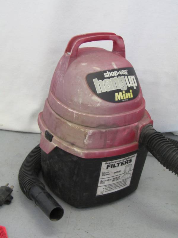 lot 5616 image: Shop Vac