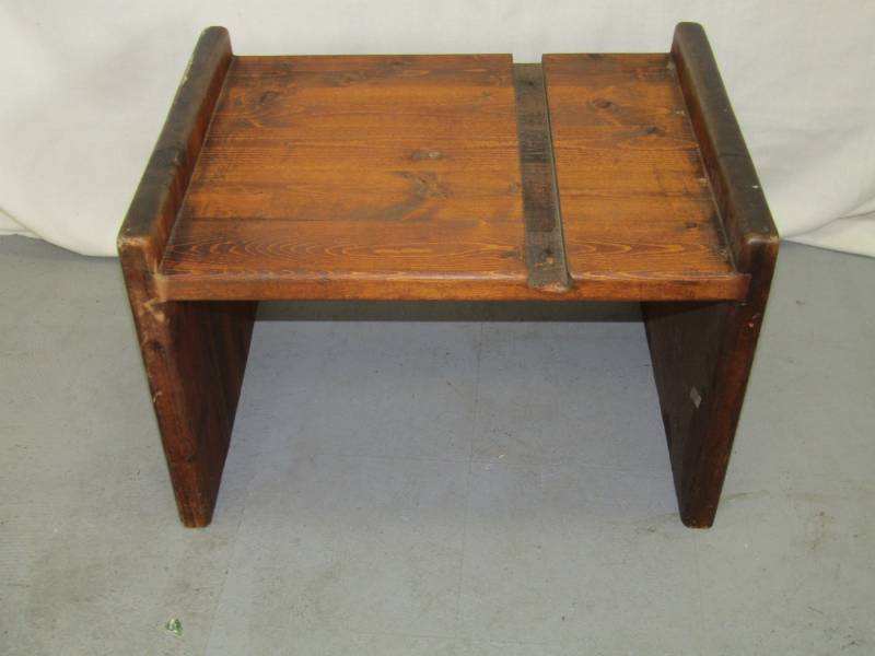 lot 5778 image: 12 Tall Wood Stool