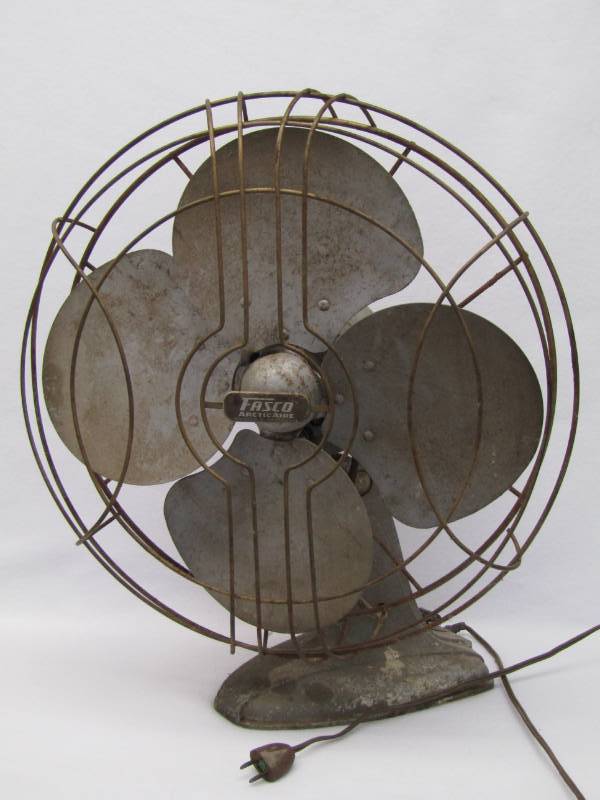 lot 5620 image: Vintage 4 Blade Fan- WORKS  Fasco Artic Fan