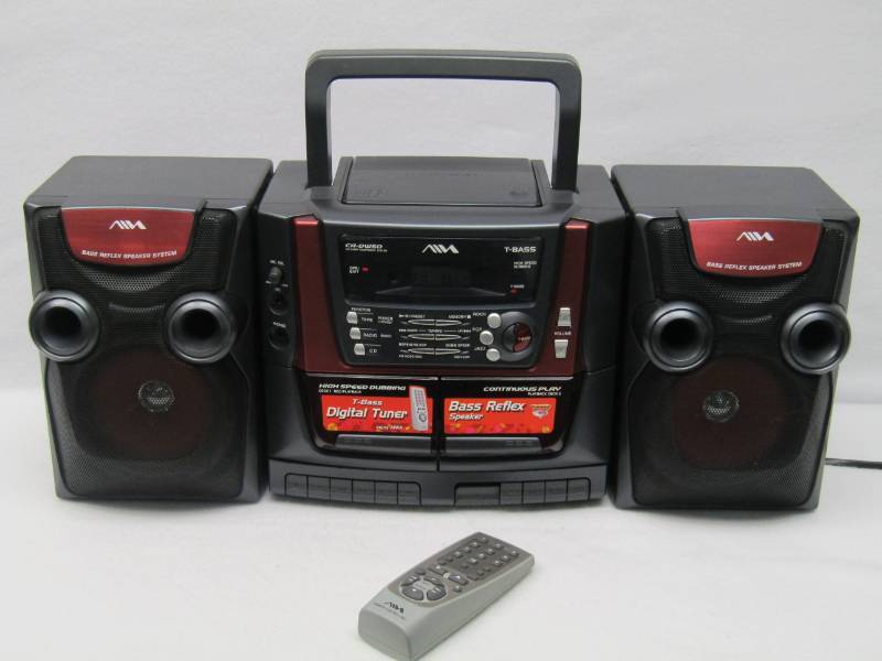 lot 3475 image: Boom Box-  CD Radio Detachable Speakers- Remote- Party Time