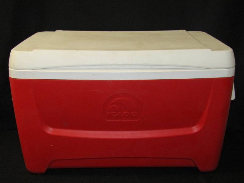lot 5780 image: Igloo Island Breeze 48 Quart Cooler