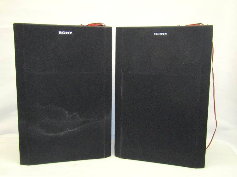 lot 5782 image: Pair of Sony SS-U131 Home Theater Bookshelf Speakers